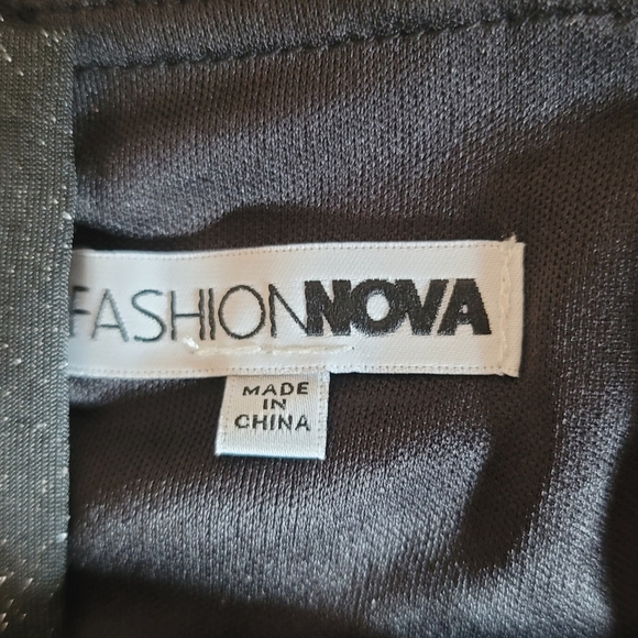 FASHION NOVA Shimmy Crop Tank, Size XS - Picture 9 of 10
